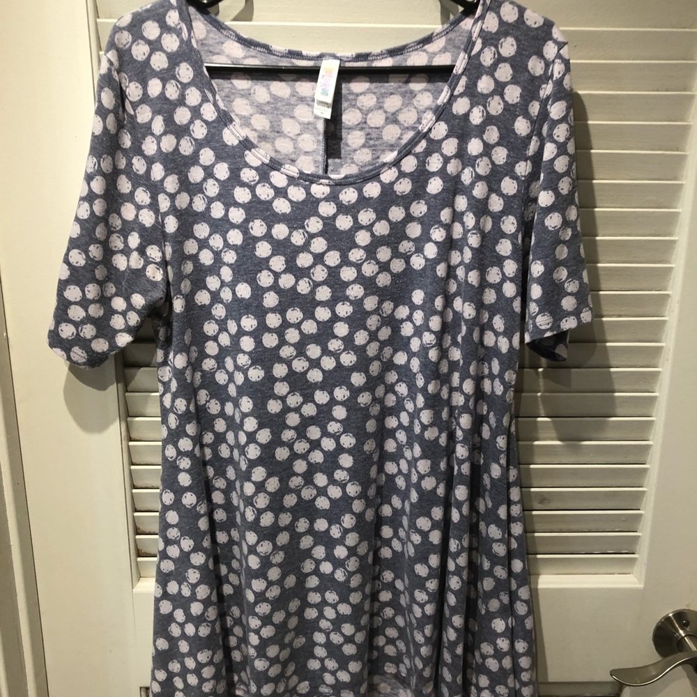 Perfect T lavender/grey polka dots